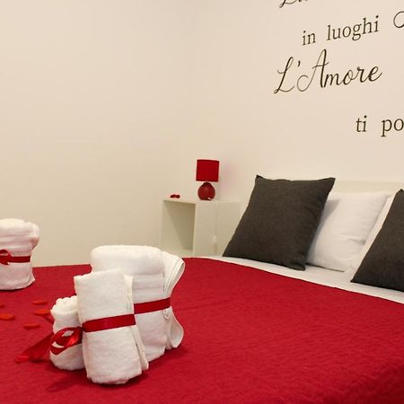 La Terra Del Sole Apartment ชีนิซี ภายนอก รูปภาพ