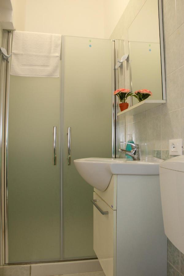 La Terra Del Sole Apartment ชีนิซี ภายนอก รูปภาพ