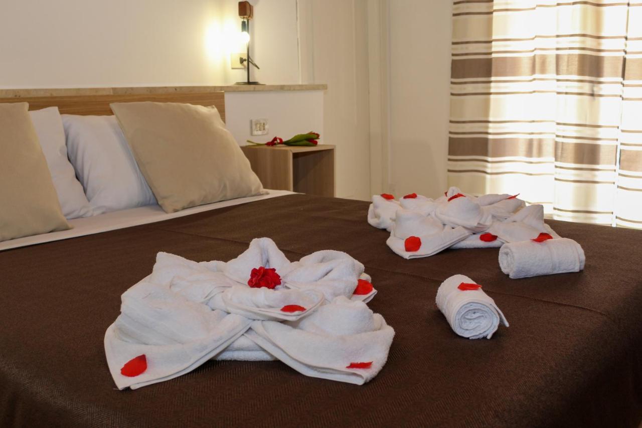 La Terra Del Sole Apartment ชีนิซี ภายนอก รูปภาพ